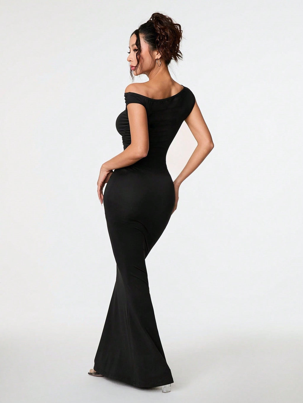 Women’s Elegant Black Maxi Evening Dress